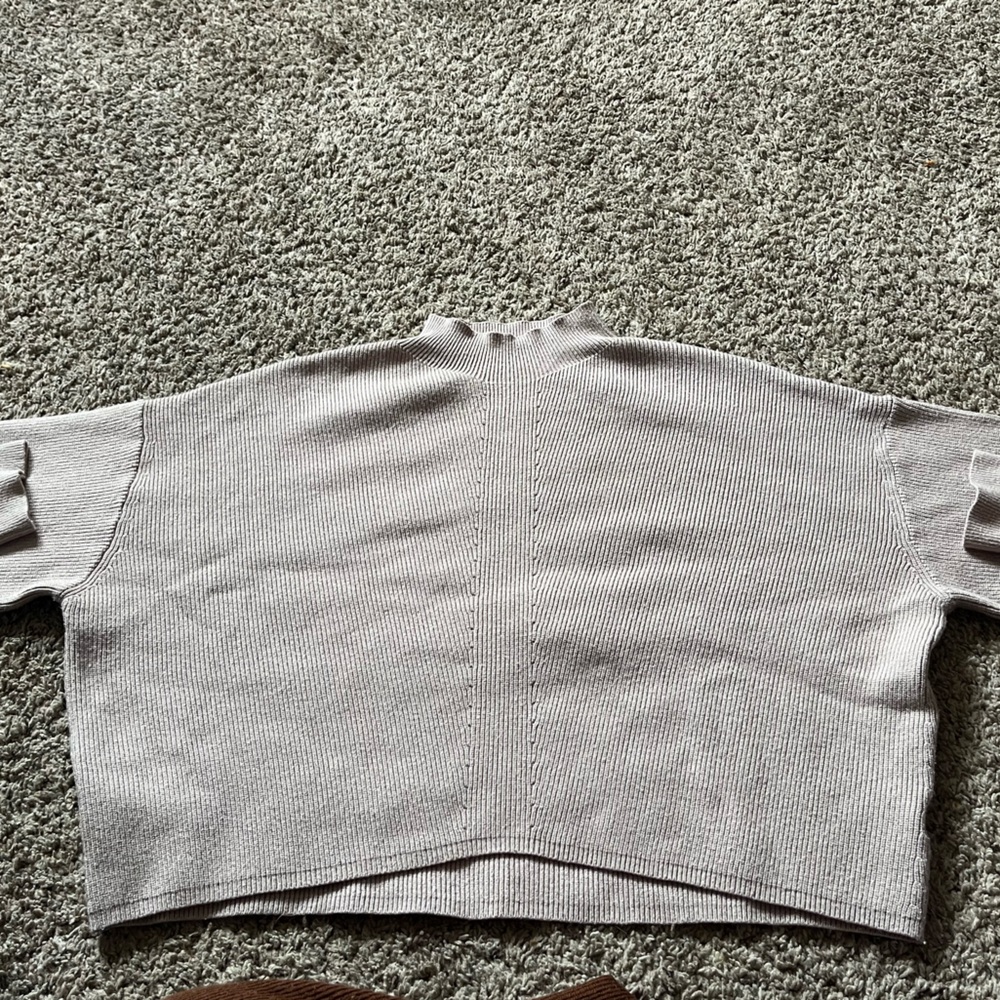 Extremely adorable, somewhat turtleneck😅